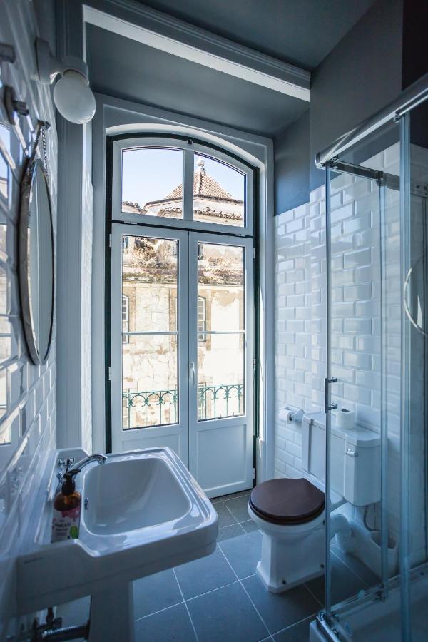 Superior Twin Room Balcony City View